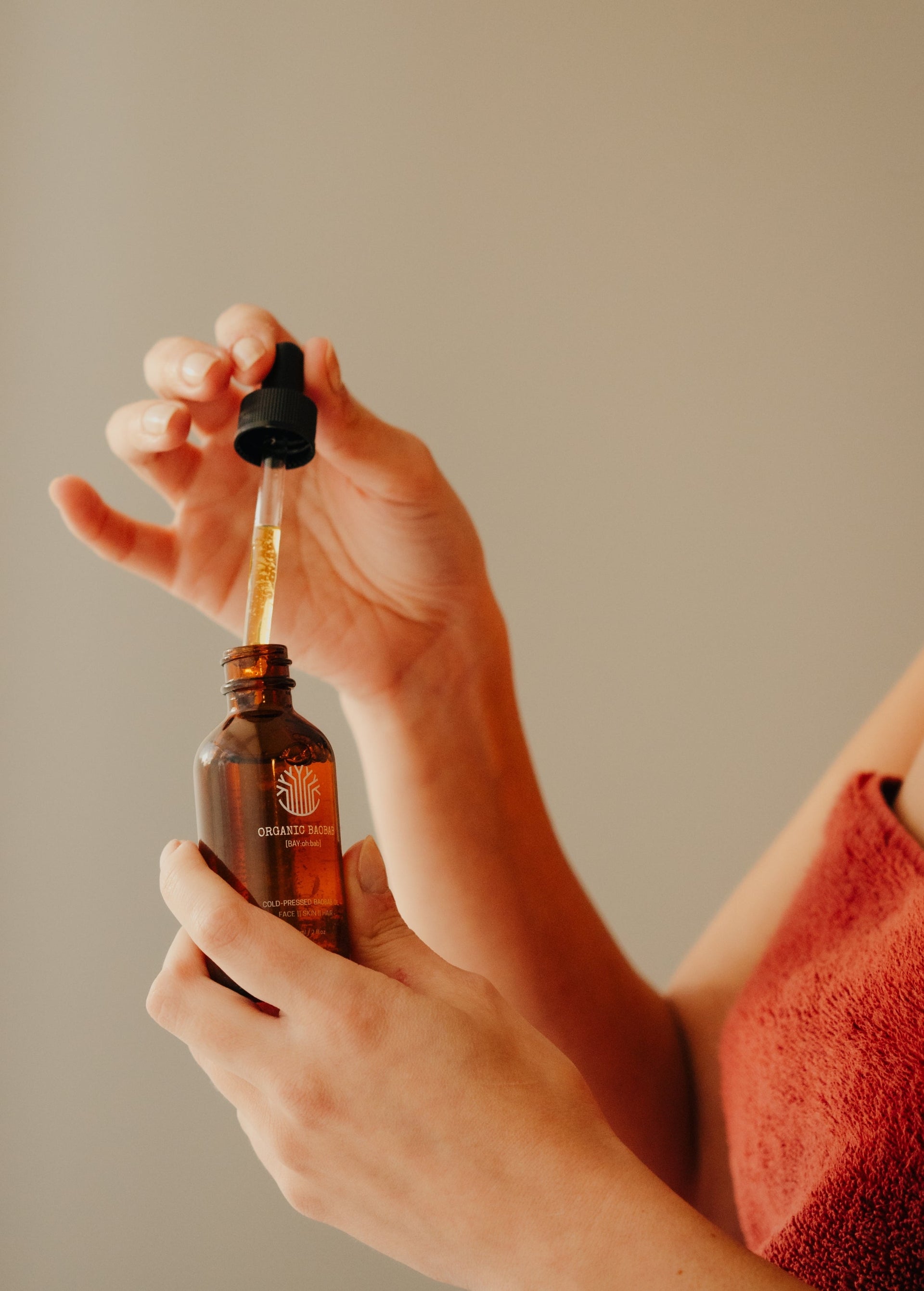 15 Benefits of Baobab Oil For Your Skin & Hair | Organic Baobab